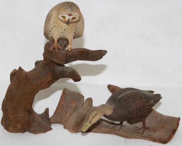 Appraisal: HAROLD GIBBS BARRINGTON RI TWO MINIATURE BIRDCARVINGS TO INCLUDE A