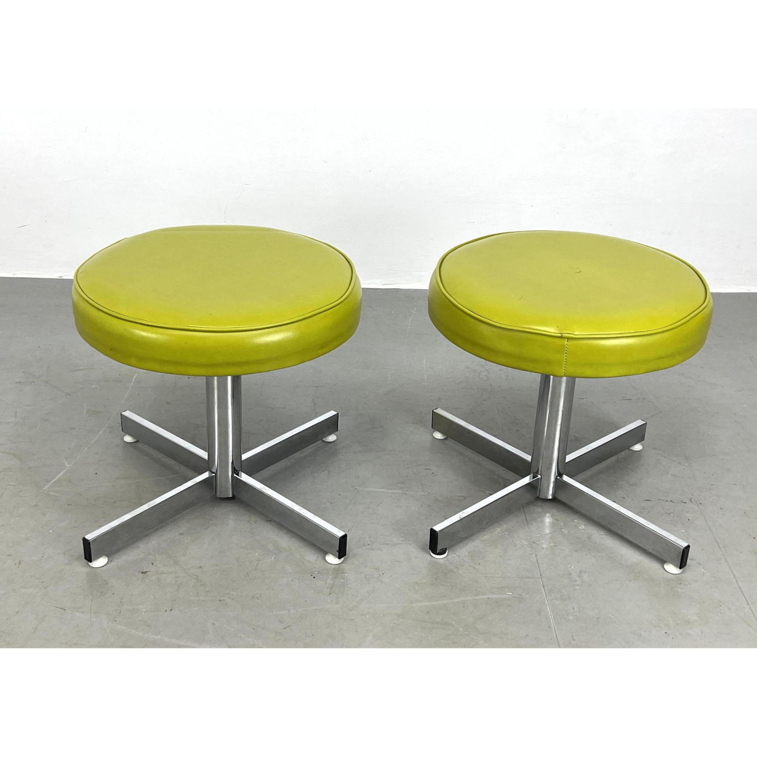 Appraisal: Pr JANSKO of CALIF Chrome Pedestal Stools Lime Green Vinyl