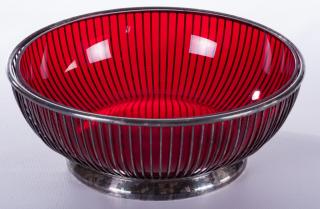 Appraisal: Gorham Silver Plate Bowl w Cranberry Glass Insert Gorham silver