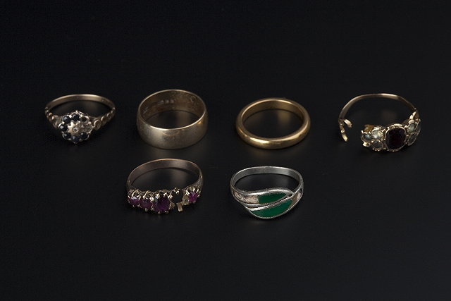 Appraisal: A COLLECTION OF RINGS comprising a ct gold wedding band