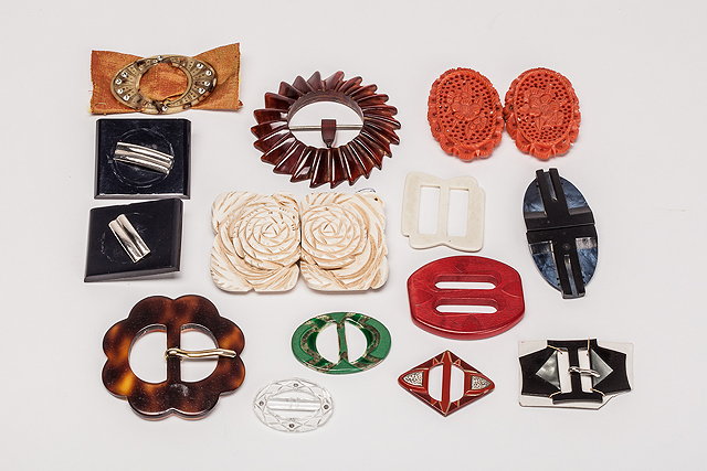 Appraisal: A small collection of assorted plastic buckles including an Art