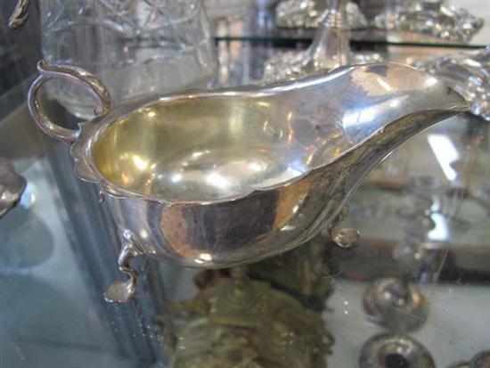 Appraisal: LONDON STERLING SILVER GRAVY BOAT