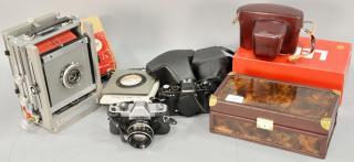 Appraisal: Group lot to include Rolleiflex SL E black body s