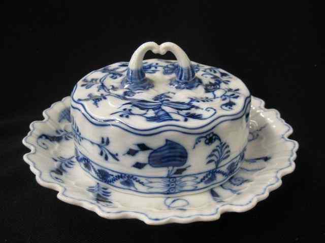 Appraisal: Meissen Porcelain ''Blue Onion'' Cheeseor butter dish fancy scalloped rim