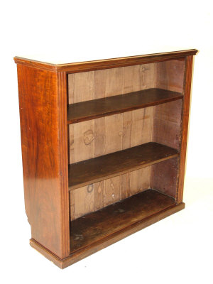 Appraisal: An Edwardian mahogany open bookcase the moulded cornice above adjustable