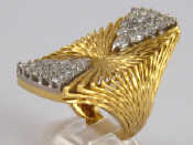 Appraisal: Kutchinsky An carat gold diamond ring by Kutchinsky the round