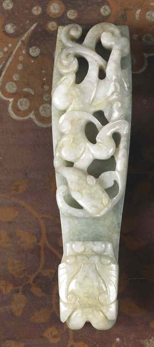 Appraisal: Chinese carved jade buckle l