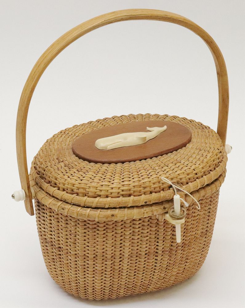 Appraisal: Vintage Barlow Nantucket Basket Purse A vintage woven wicker basket