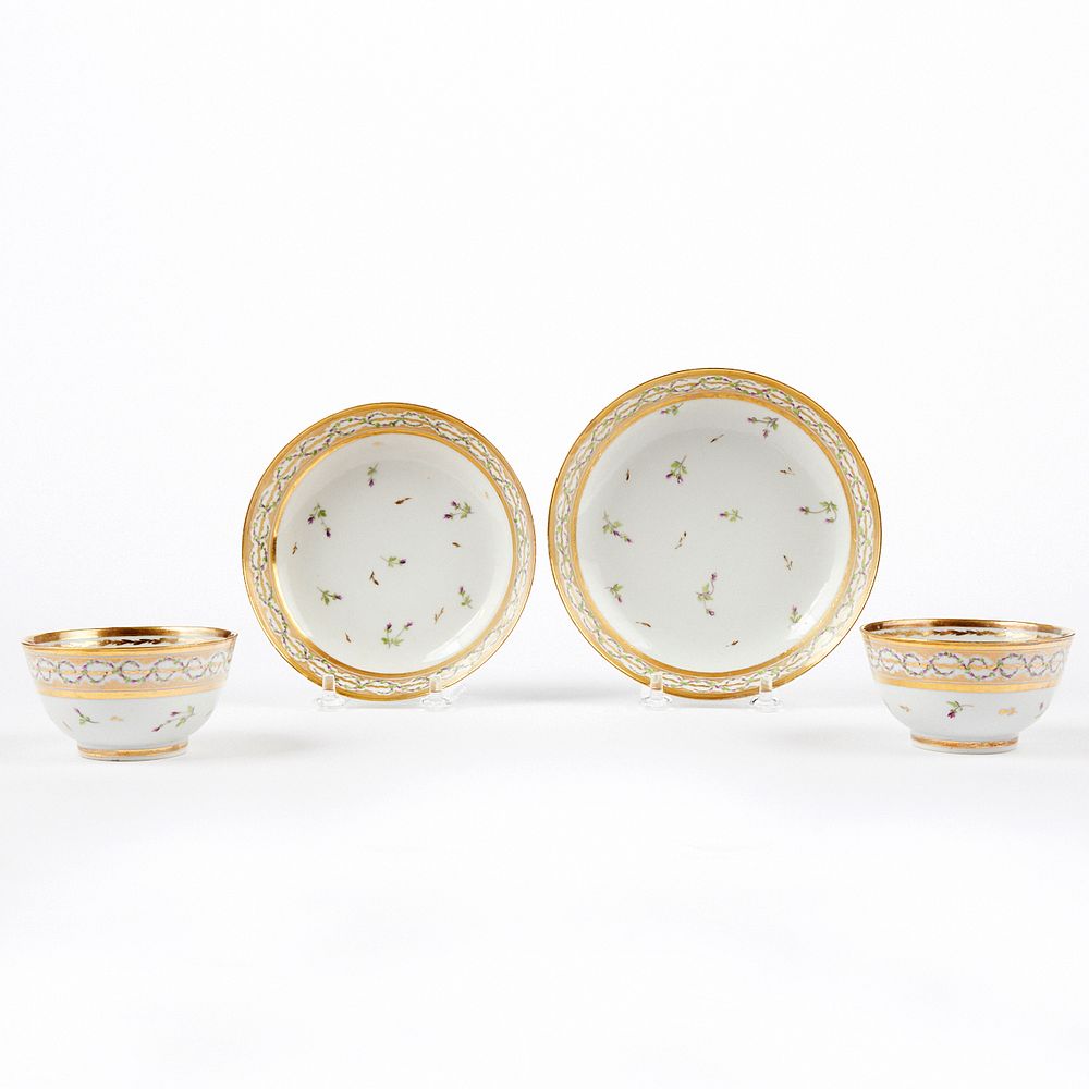 Appraisal: Set of Chinese Export Porcelain Tea Bowls Saucers Set of