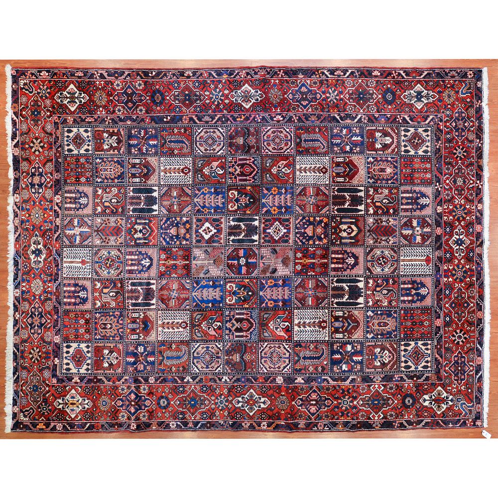 Appraisal: Garden Bahktiari Carpet Persia x Third quarter- th century hand-knotted