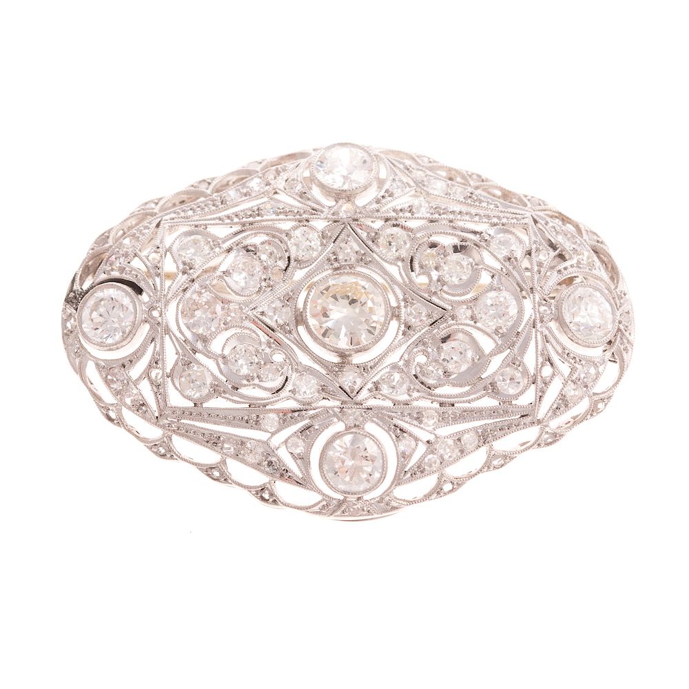 Appraisal: An Art Deco Diamond Filigree Brooch in Platinum Platinum brooch