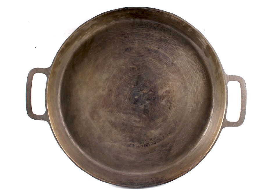 Appraisal: Large Griswold Cast Iron Hotel Skillet For auction is this