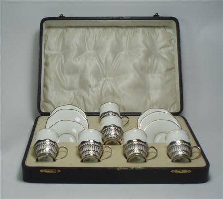 Appraisal: A cased set of six Coalport cups and saucers each