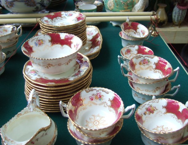 Appraisal: A Coalport part tea service early th century decorated with