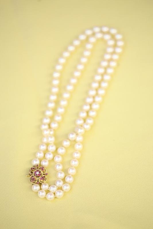 Appraisal: KYG PEARL NECKLACE Double strands of cream pearls with nice