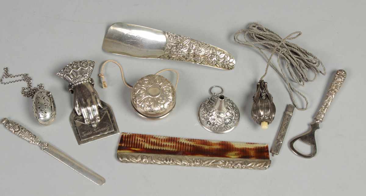 Appraisal: Group of sterling objects incl yo-yo shoe horn letter clip