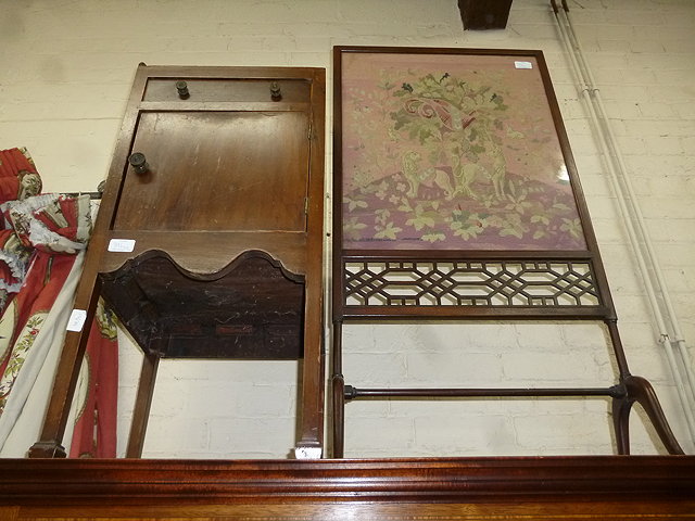 Appraisal: A TH CENTURY MAHOGANY PEMBROKE TABLE cm wide together with