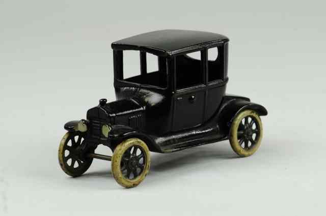 Appraisal: ARCADE MODEL 'T' COUPE Cast iron painted in black spoke