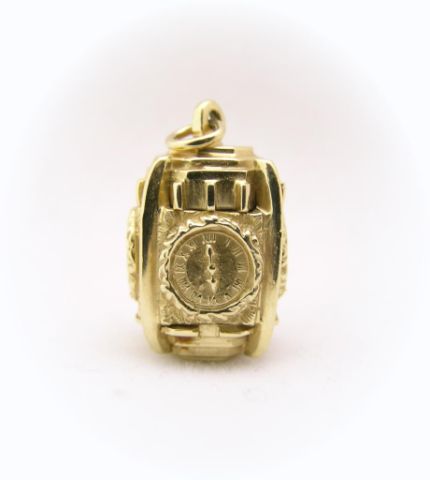 Appraisal: K yellow gold pendant depicting Indianapolis' historic downtown L S