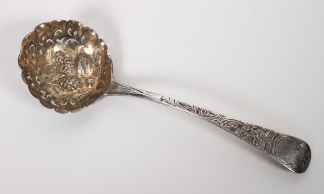 Appraisal: English sterling silver berry spoon Wm Bateman London - with