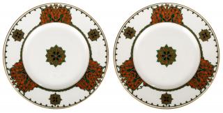 Appraisal: A PAIR OF ANTIQUE RUSSIAN PORCELAIN PLATES KORNILOV BROTHERS EARLY