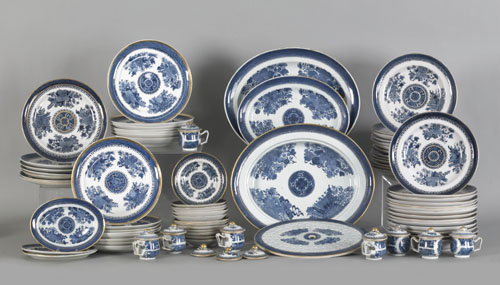 Appraisal: Group of Chinese export blue Fitzhugh tablewares to include eight