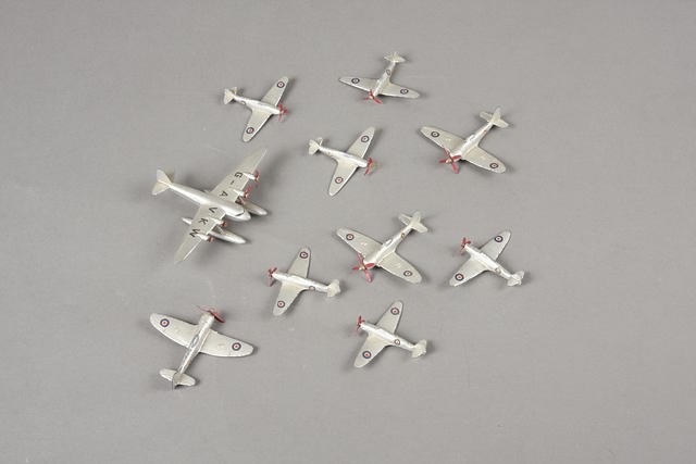 Appraisal: Lot of Dinky airplanes including of b of b of