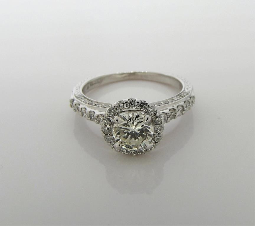 Appraisal: A Lady's K white gold ring featuring a center round