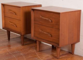 Appraisal: Unagusta Modern Sculpted Nightstands Pair Unagusta mid-century modern Vladimir Kagan