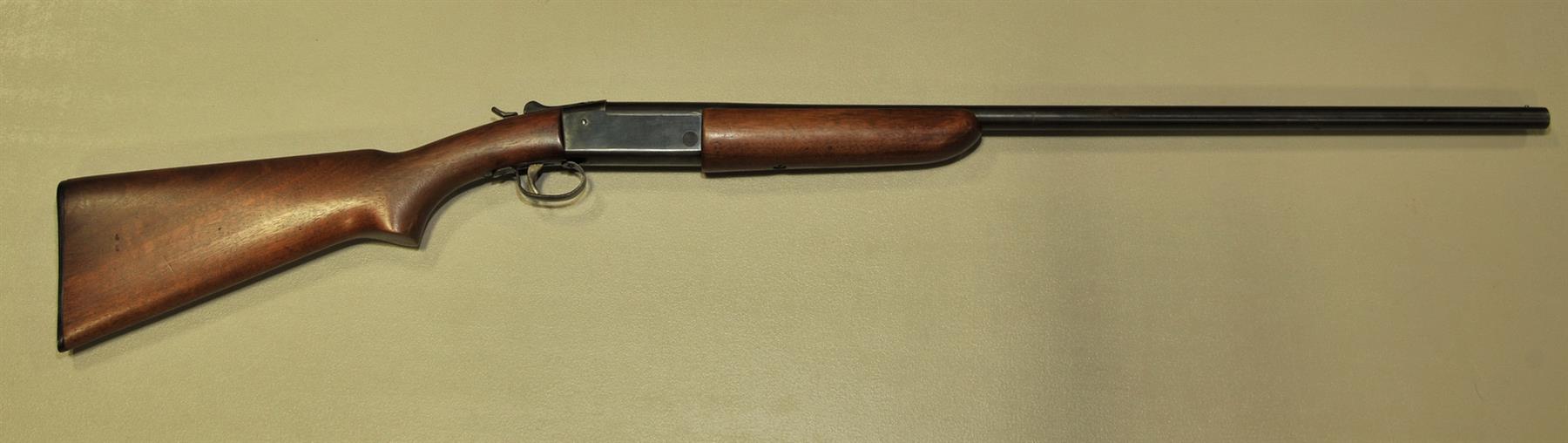 Appraisal: CENTRAL ARMS COMPANY MODEL SINGLE SHOT SHOTGUN Saint Louis Missouri