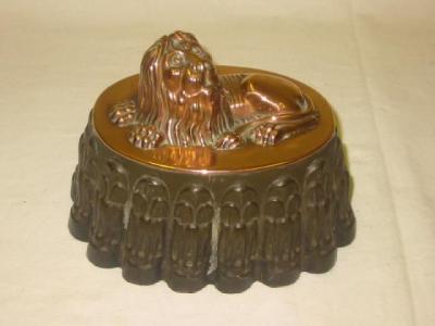 Appraisal: A VICTORIAN JELLY MOULD in copper and tin modelled with