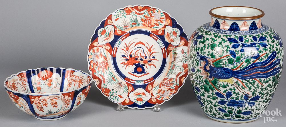 Appraisal: Imari porcelain bowl and tray th c Imari porcelain bowl