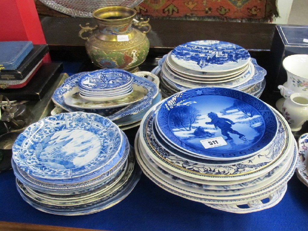 Appraisal: Quantity of various blue and white plates including Copenhagen Wedgwood