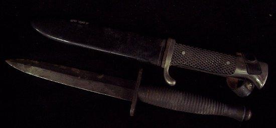 Appraisal: A knife the blade marked D Evert Solingen in a