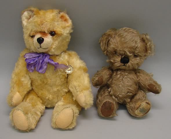 Appraisal: Pair of vintage bears Chad Valley tosca long mohair bear