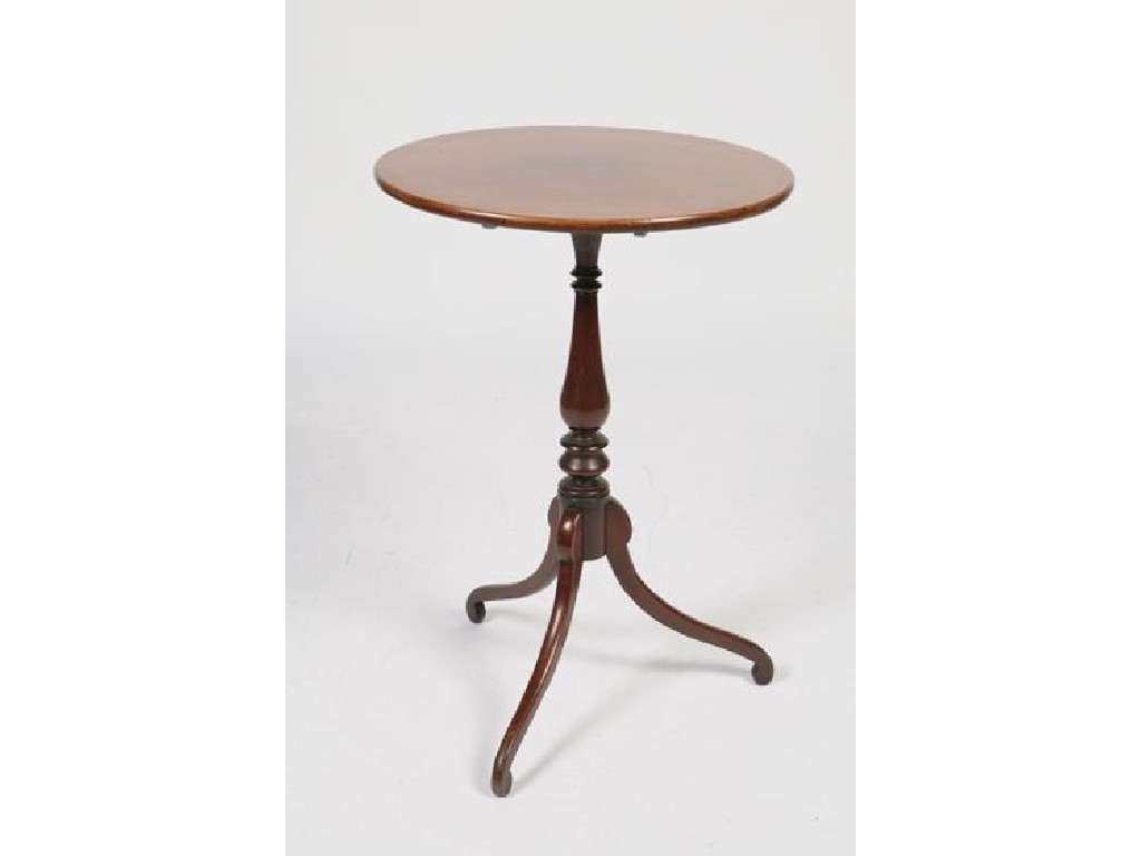 Appraisal: A VICTORIAN MAHOGANY OCCASIONAL TABLE the circular tip-top on a