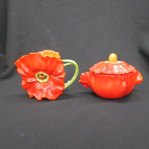 Appraisal: Royal Bayreuth Poppy Figural Creamer Sugar excellent