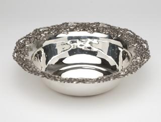 Appraisal: A Shreve Co sterling silver bowl Mid- th century maker's