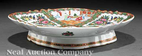 Appraisal: A Chinese Export Famille Rose Porcelain Platter th c quadrilobed