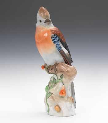 Appraisal: A Limited Edition Herend Porcelain Bird Figurine Jay Perched on