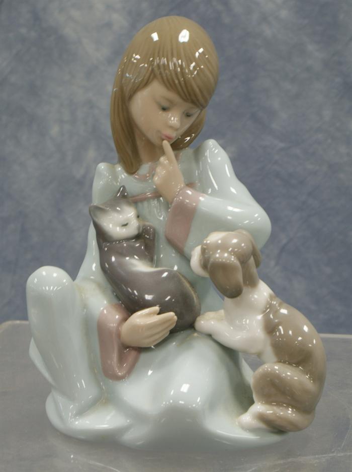 Appraisal: Lladro figurine Cat Nap h Estimate -