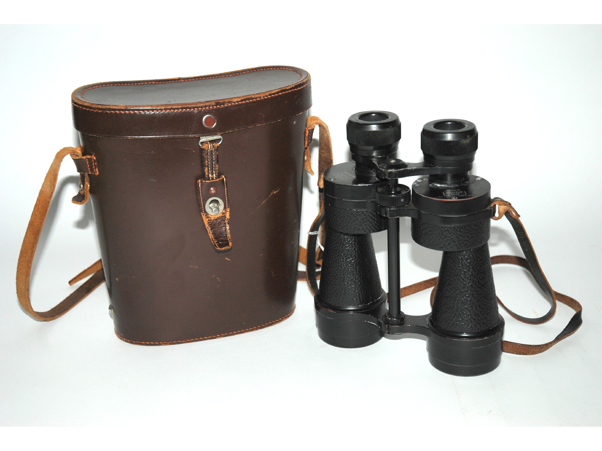 Appraisal: A pair of Ross of London binoculars in case and