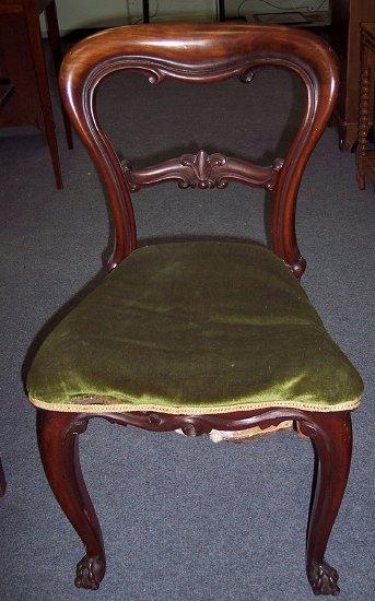 Appraisal: Four Victorian mahogany dining chairs with carved horizontal splats to