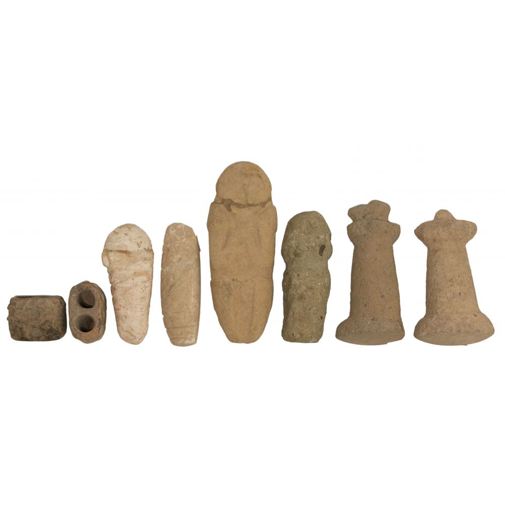 Appraisal: PRE-COLUMBIAN CENTRAL AND LATIN AMERICAN CARVED STONE ASSORTMENT items including