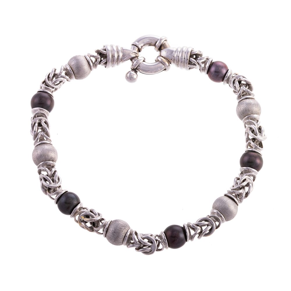 Appraisal: An K Link Bracelet with Black Pearls K white gold