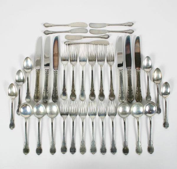 Appraisal: Lot of pieces Lunt sterling flatware in the Modern Victorian