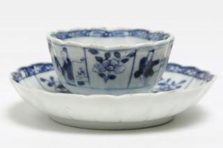 Appraisal: Chinese Blue White Export Porcelain Cup Saucer The teacup and