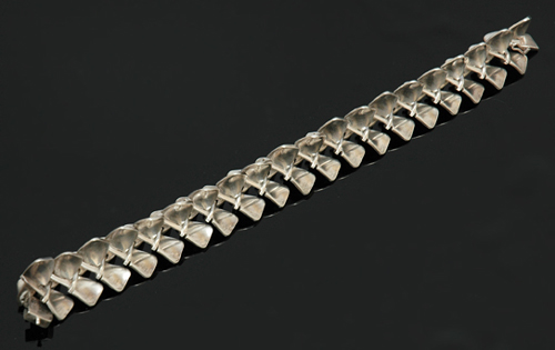 Appraisal: A silver bracelet by Georg Jensen The stirling silver bracelet