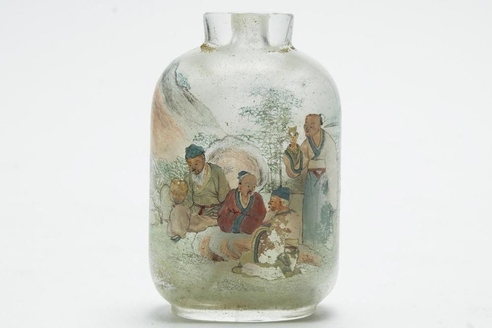 Appraisal: Chinese Snuff Bottle Reverse-Painted Glass Chinese reverse-painted glass snuff bottle