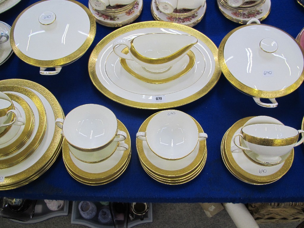 Appraisal: Wedgwood 'Ascot' pattern dinnerwares to include two tureens platter sauceboat